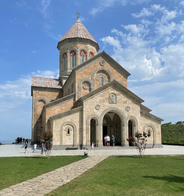 Bodbe Monastery in summer
